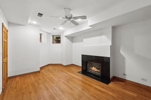59 E Bellevue Pl g_002.jpg