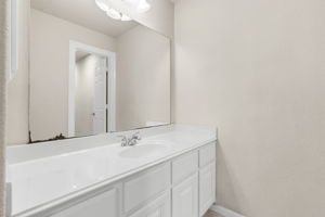  Photo 36