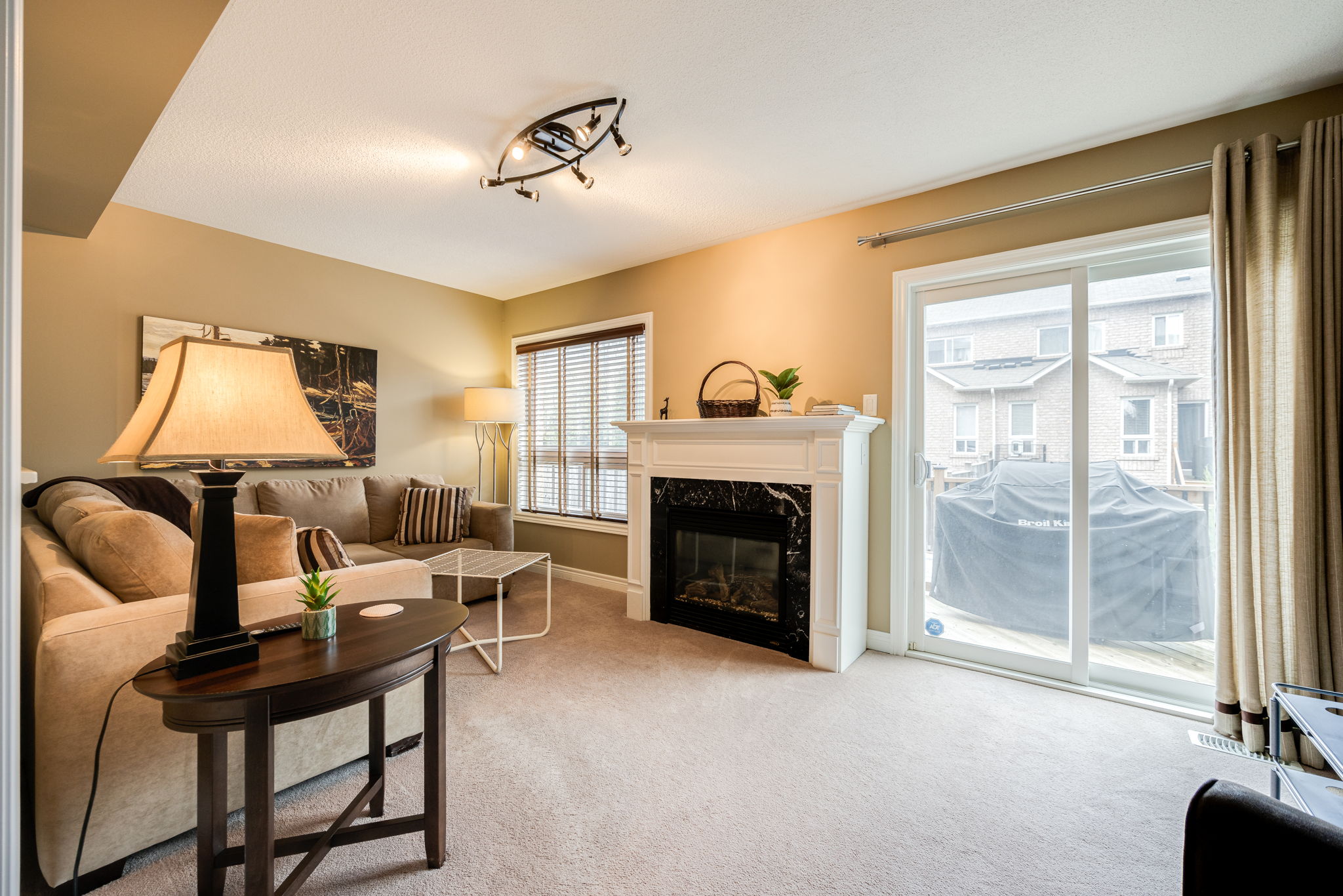 East Gwillimbury property showcase — delivered property photograph 12