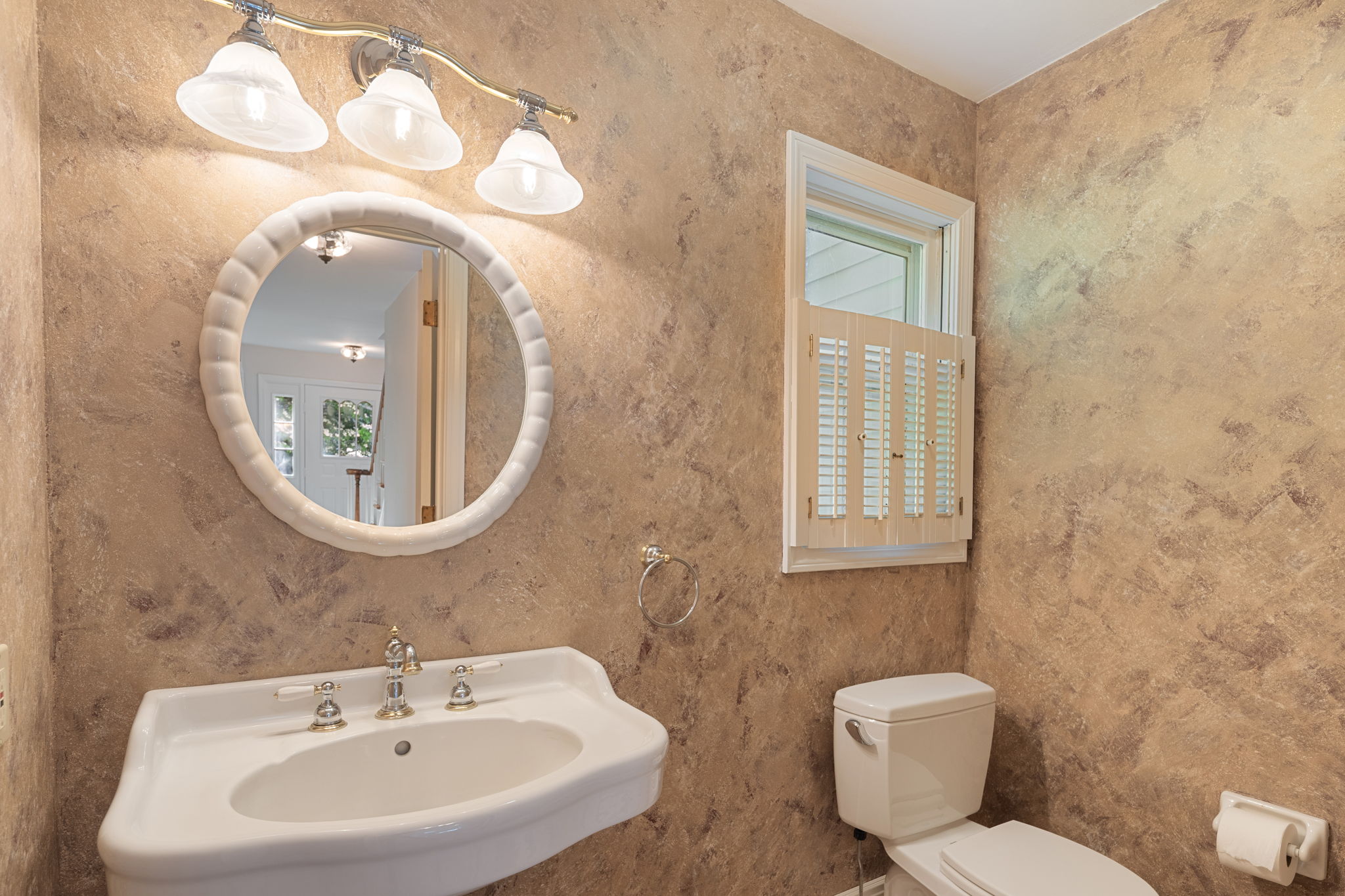 Powder room
