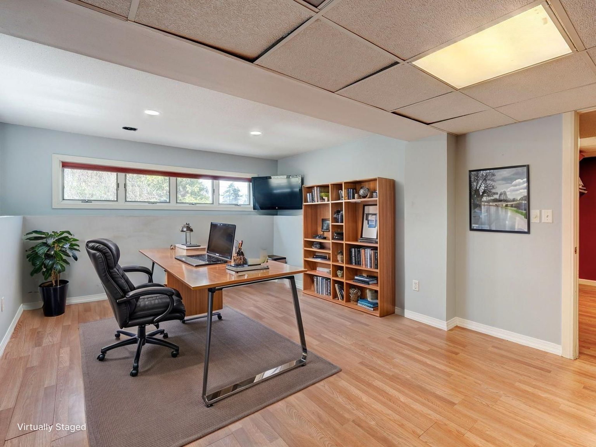 59 Juniper Ln, Berlin, CT 06037--17 virtually staged.jpeg