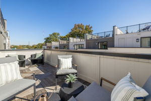 20251024_59krog_martinez021