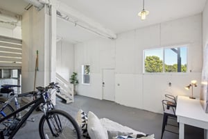 Mars St-1605-034.jpg