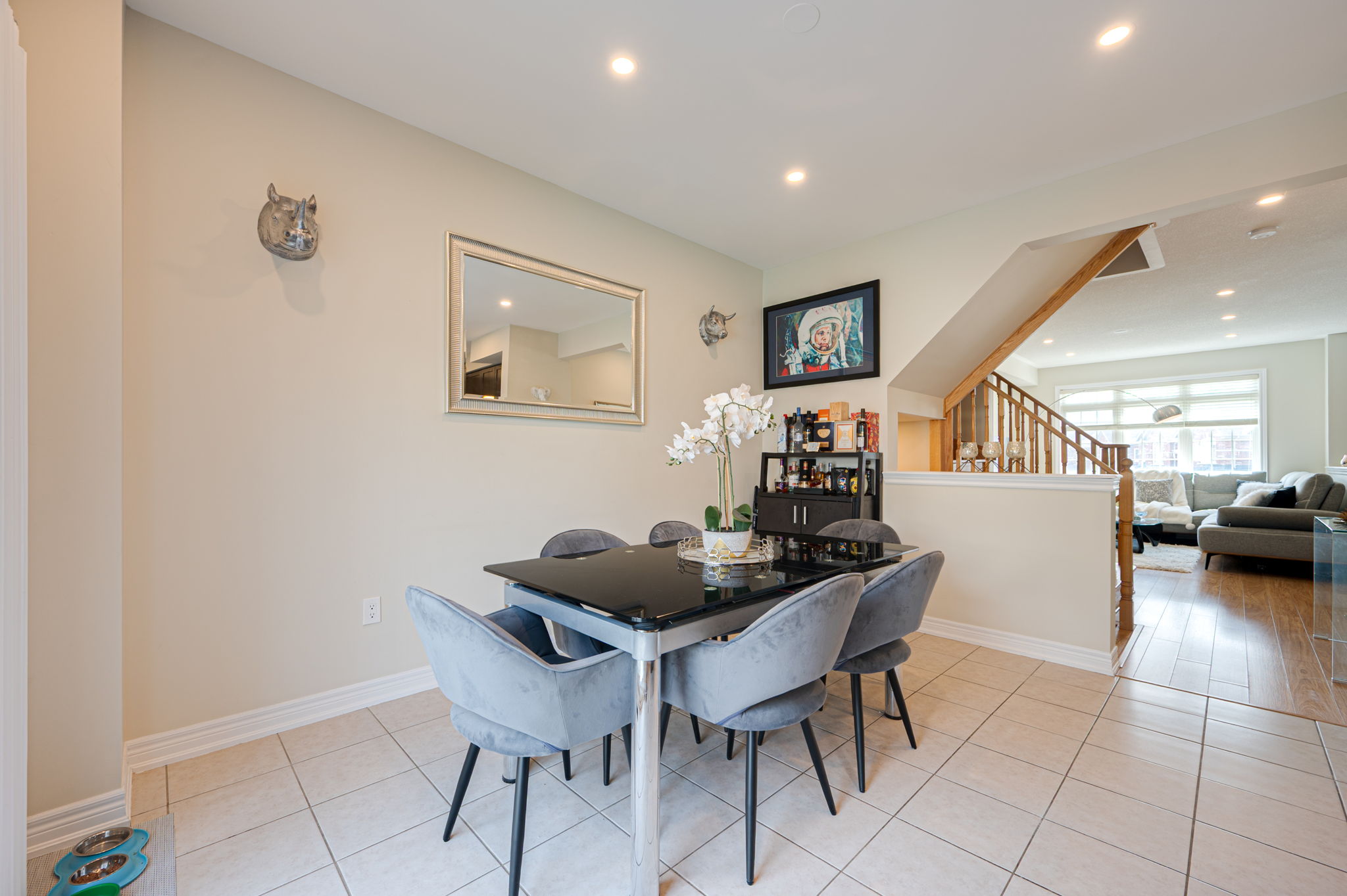 59 Matthewson Ave Bradford West Gwillimbury, ON L3Z 3A7