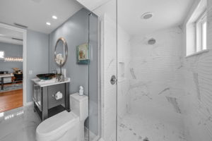 Downstairs Bedroom Bath