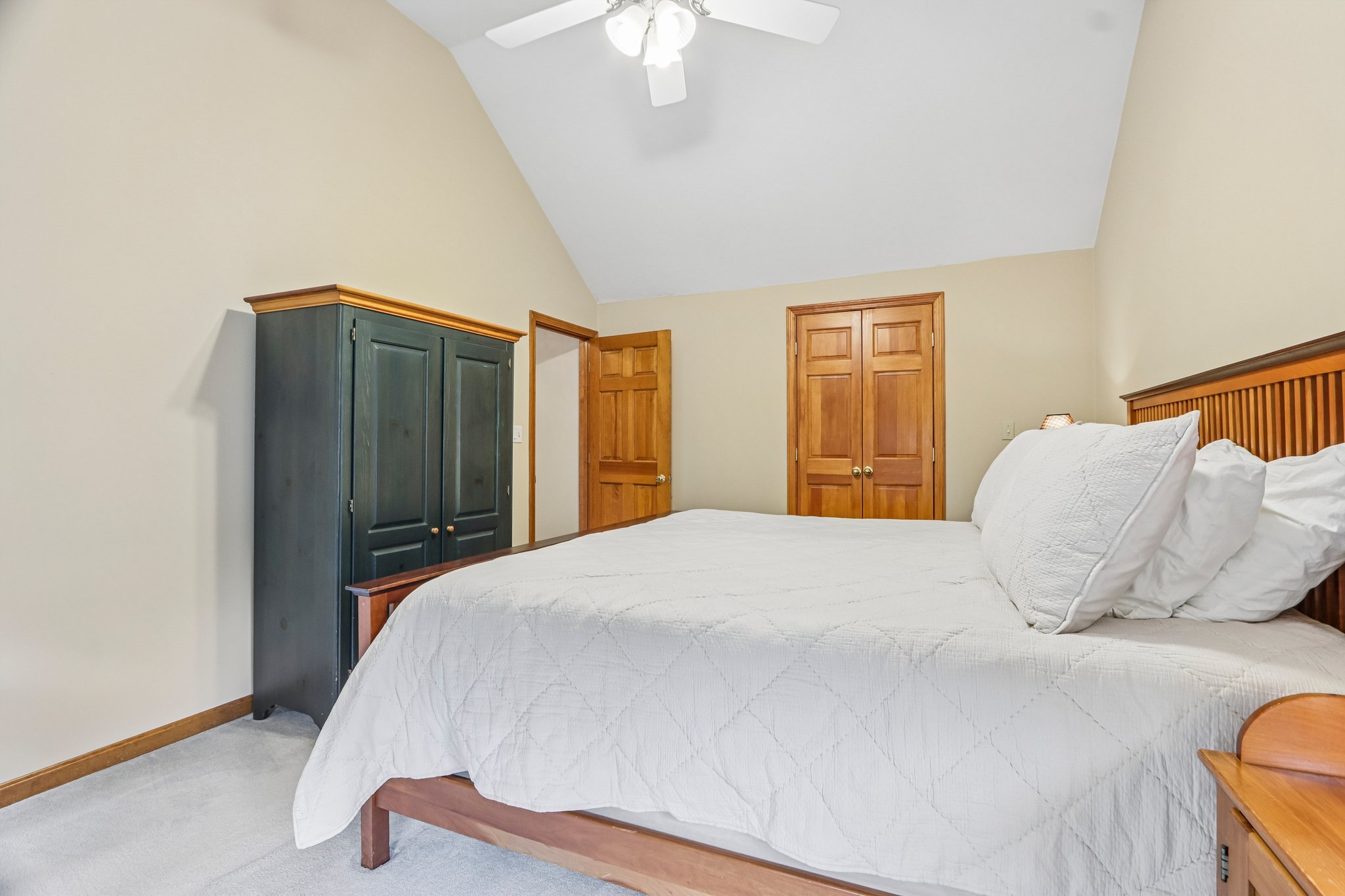 Oxford Dr-S2207-037.jpg