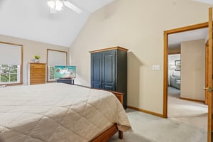 Oxford Dr-S2207-036.jpg