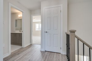  59 Robinson Rd, Fergus, ON N1M, US Photo 23