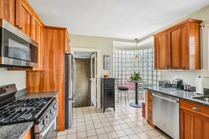 Taylor Ave-S1806-012.jpg