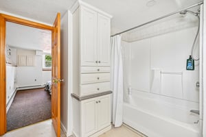 Taylor Ave-S1806-019.jpg