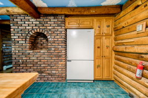  Photo 24