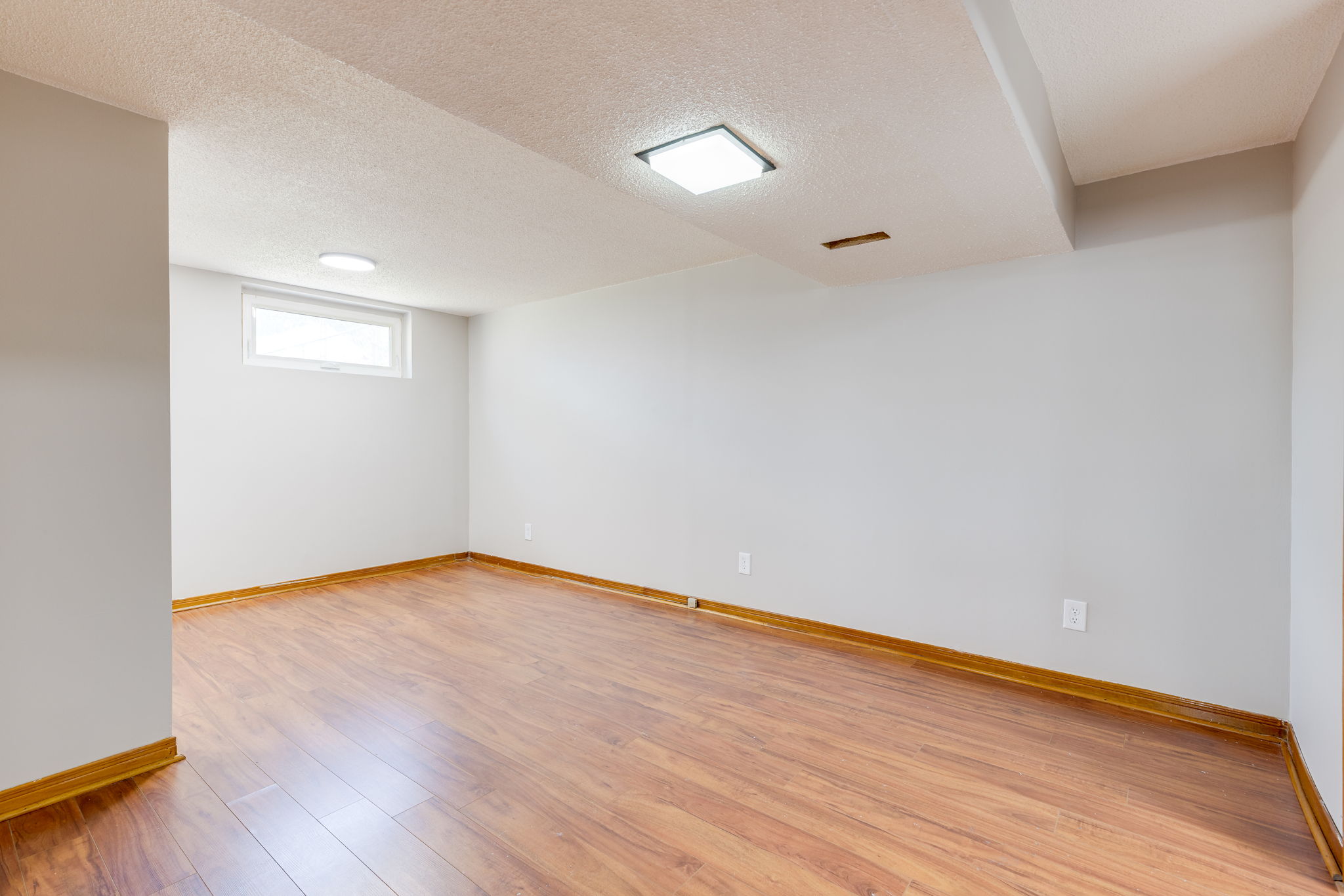 Toronto property showcase — delivered property photograph 31