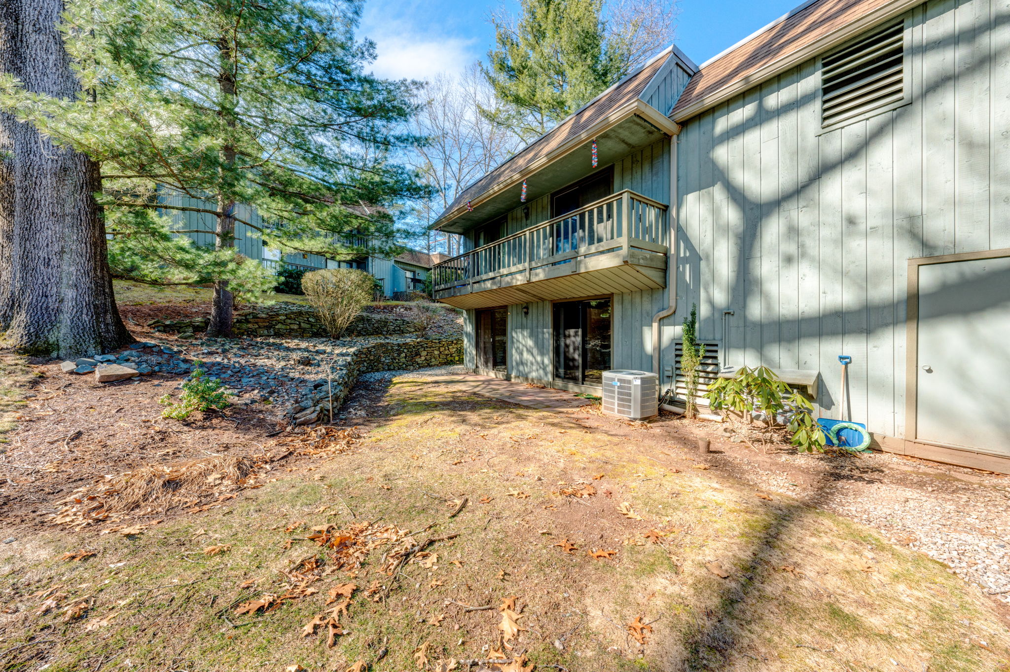 59 Village Rd, Southington, CT 06489 Ed McCullough Photography