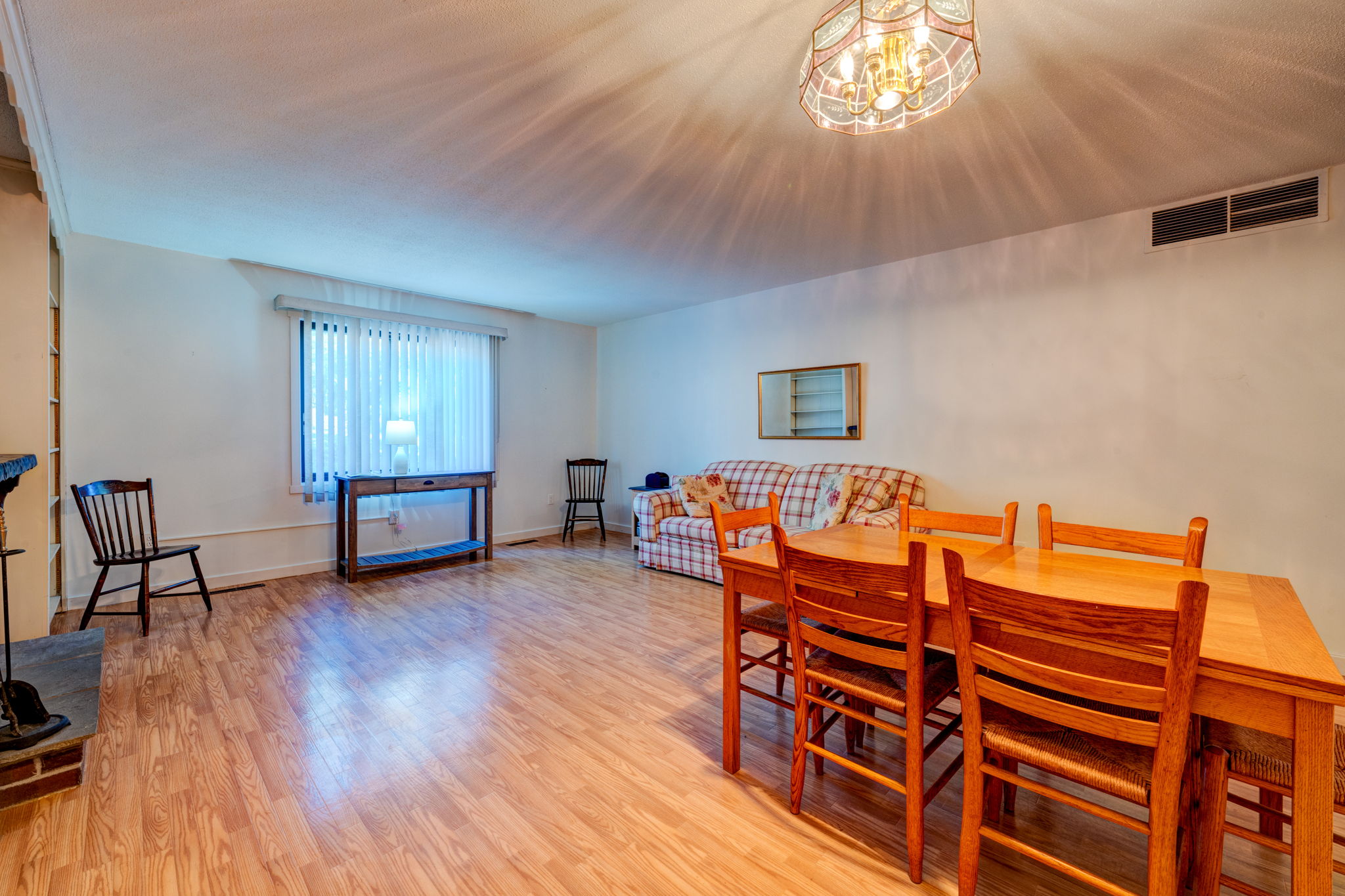 59 Village Rd, Southington, CT 06489 Ed McCullough Photography