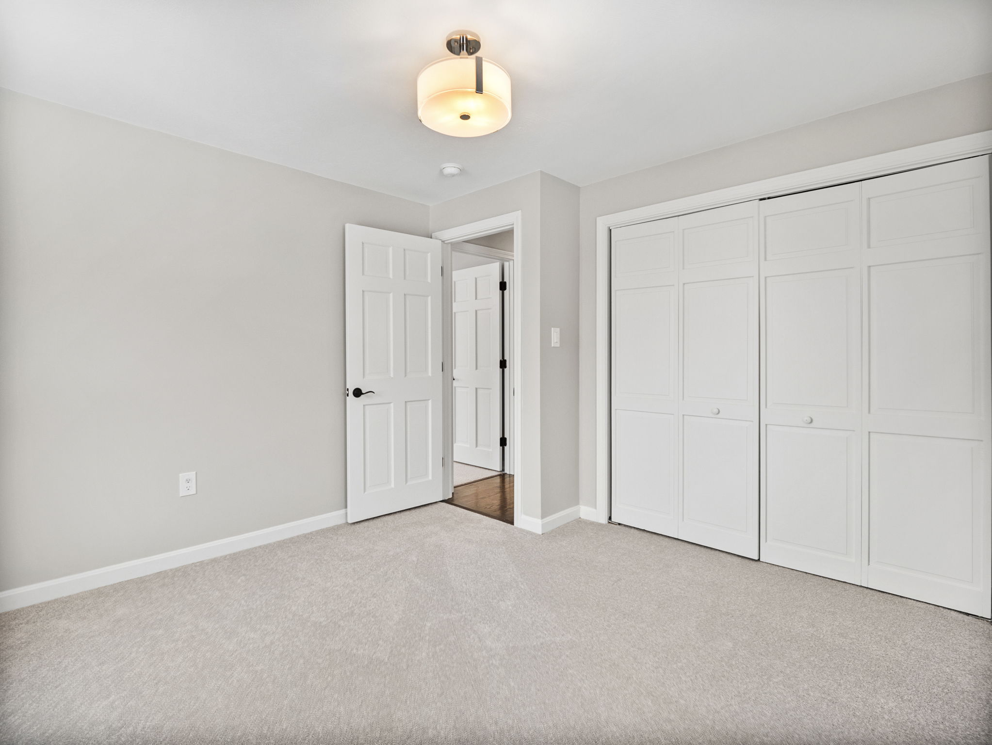 59 W Rochambault St, Haverhill, MA 11
