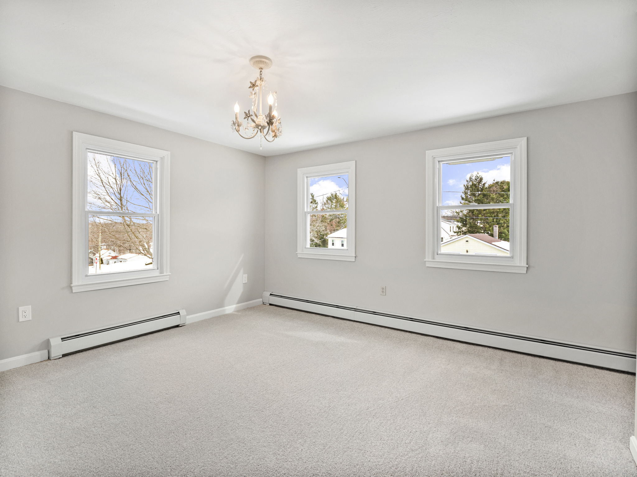 59 W Rochambault St, Haverhill, MA 12