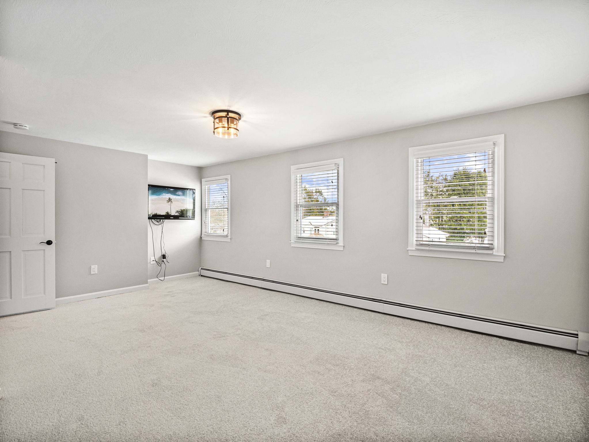59 W Rochambault St, Haverhill, MA 2