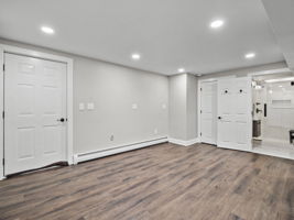 59 W Rochambault St, Haverhill, MA 44
