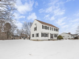 59 W Rochambault St, Haverhill, MA 52