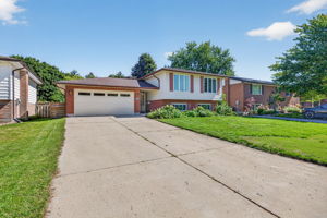  Photo 0