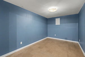  Photo 35
