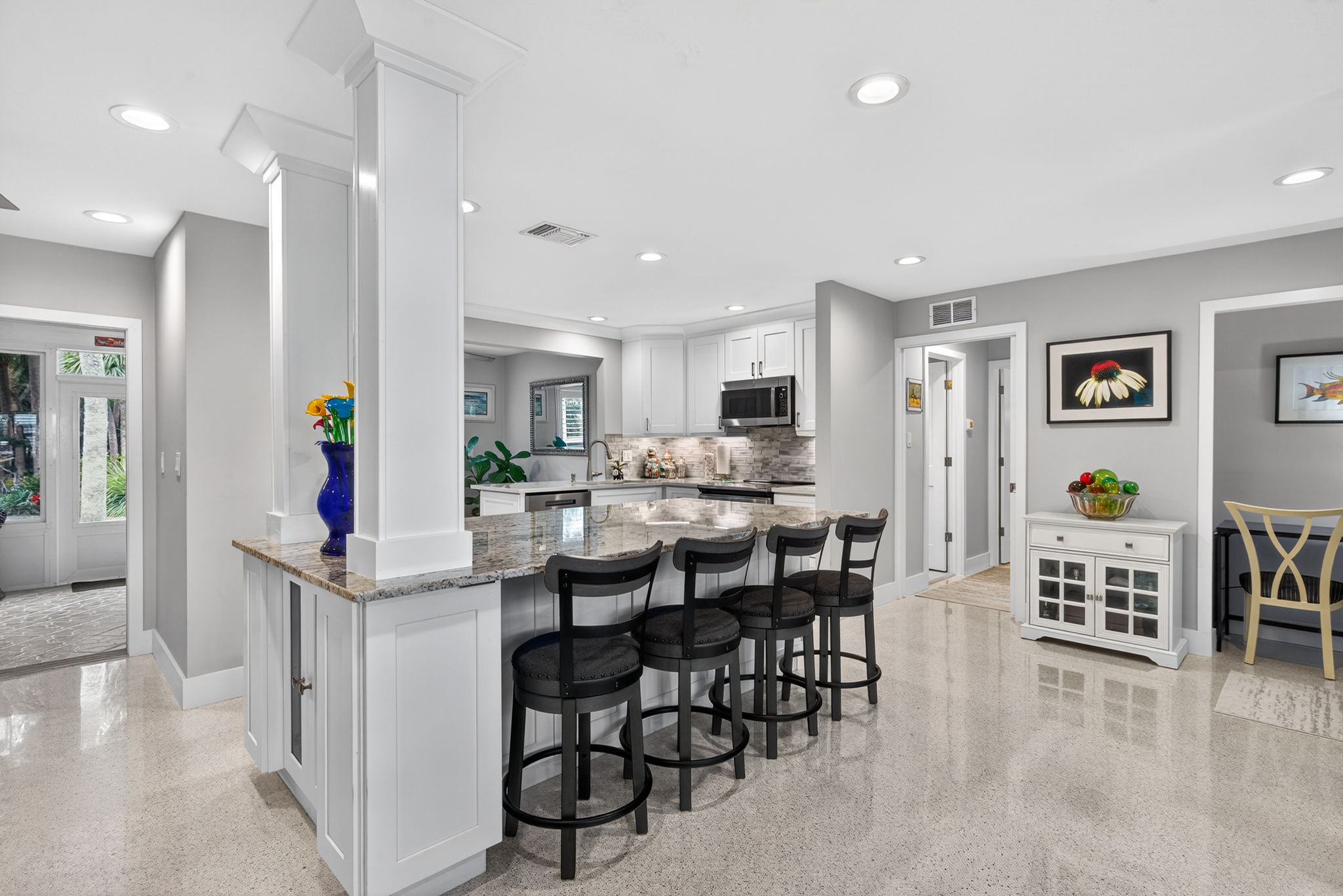 Breakfast Bar 2 of 3