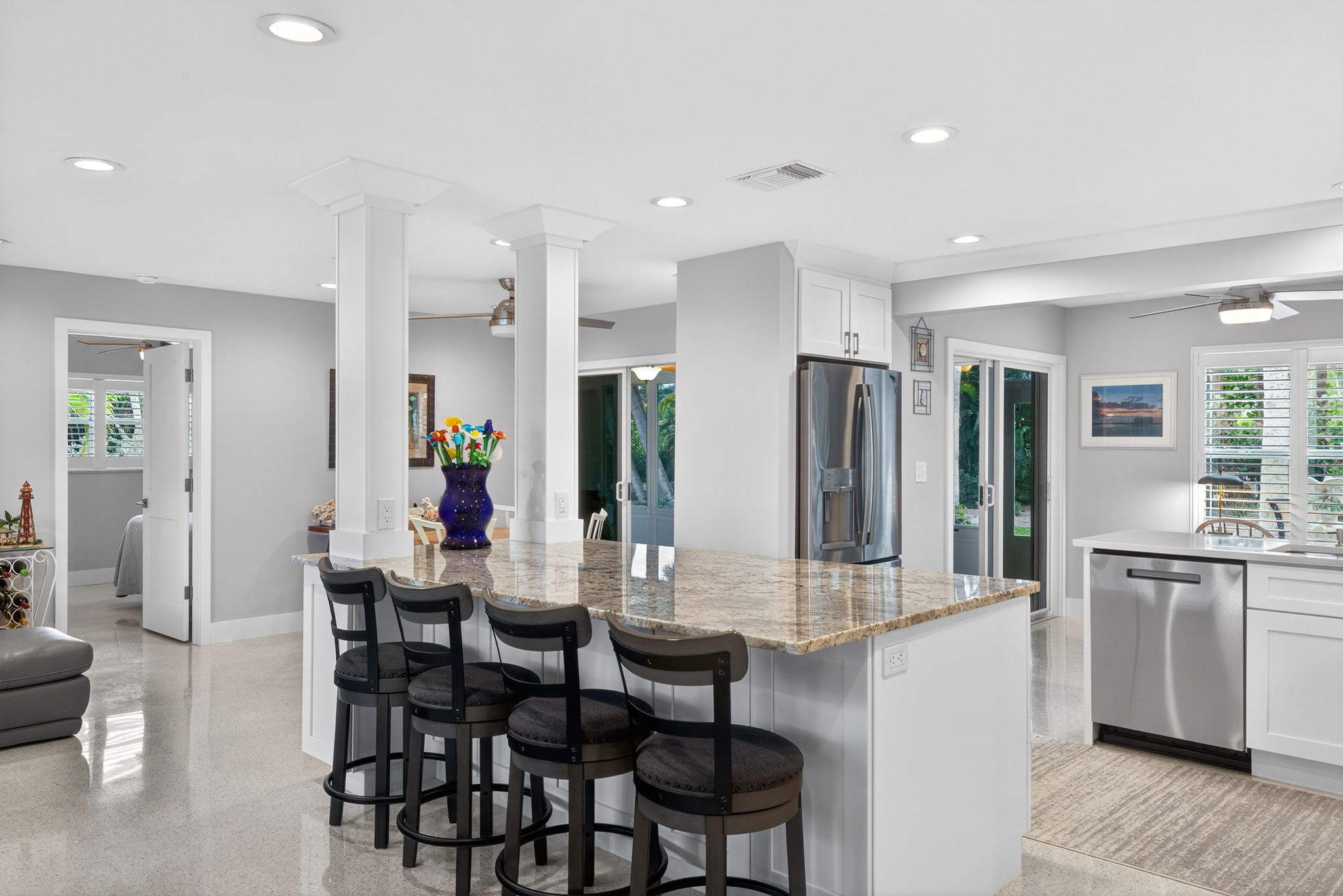 Breakfast Bar 3 of 3