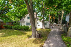 590 Horner Ave, Toronto ON