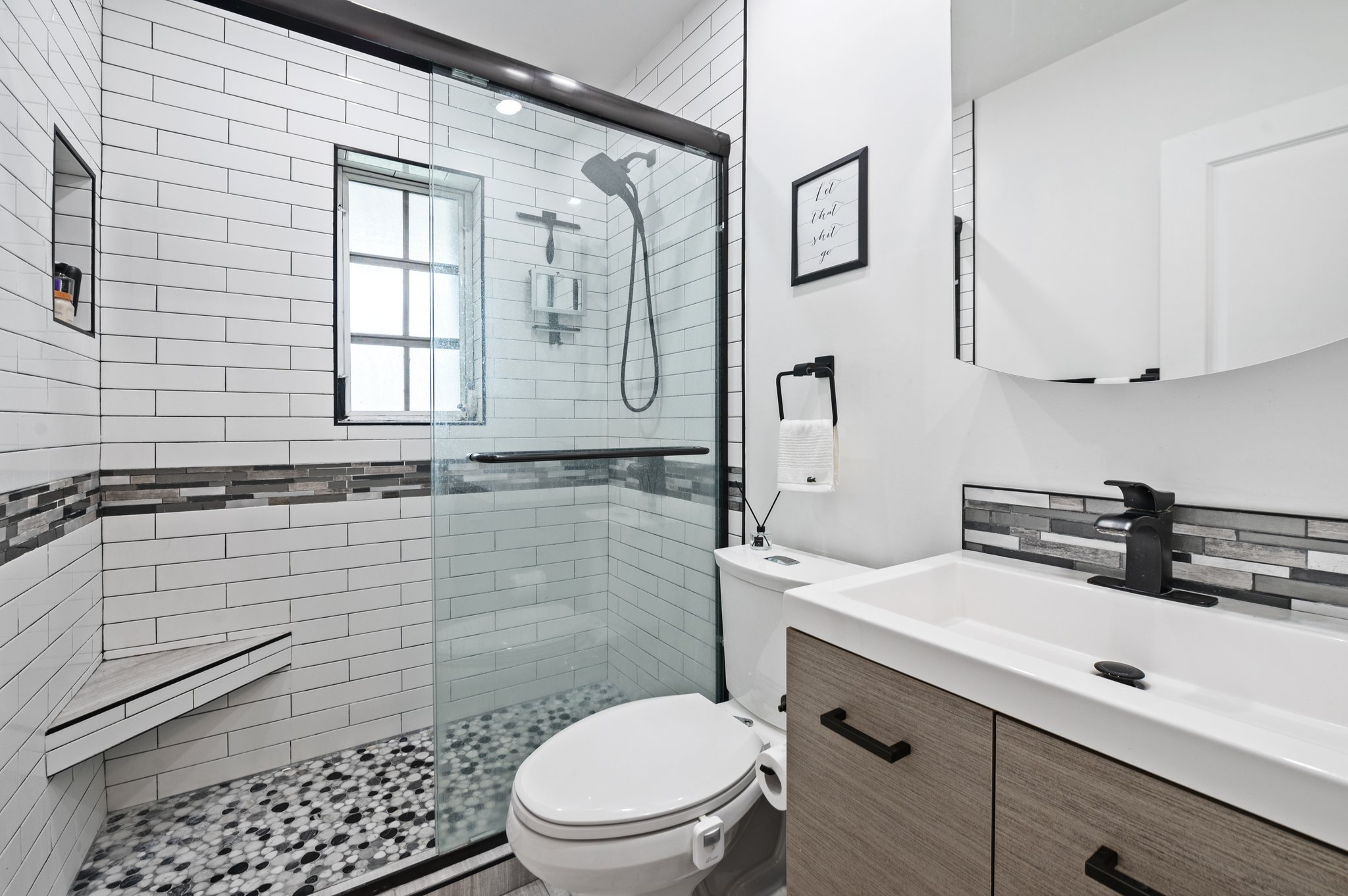 Main house primary bathroom en suite