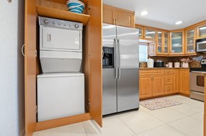 Detached apartment laundry washer & dryer