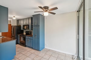 Oakwood Dr-S1411-010.jpg