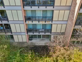 Oakwood Dr-S1411-037.jpg