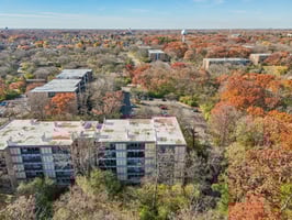 Oakwood Dr-S1411-039.jpg