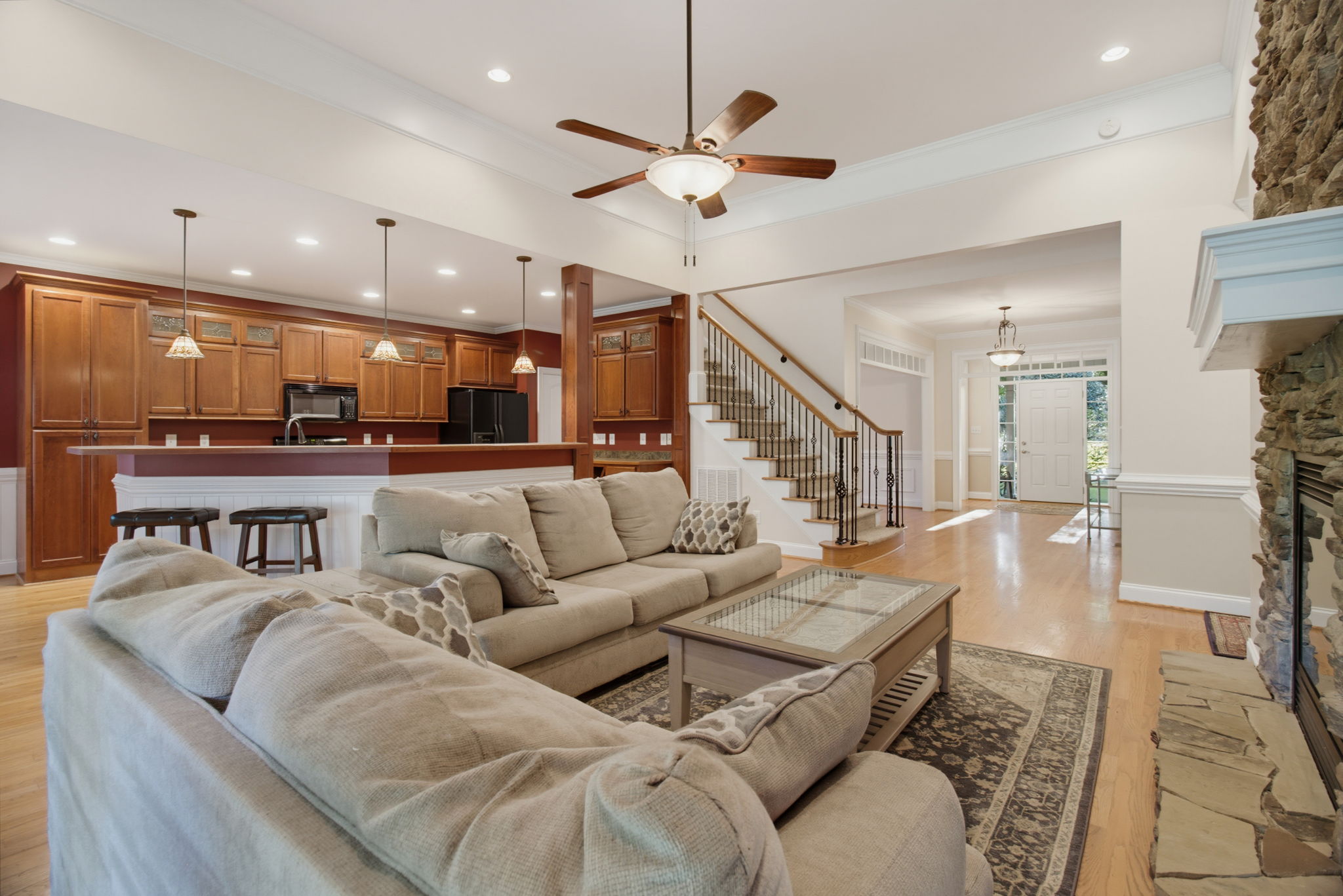 5900 Willow Oak Dr-16