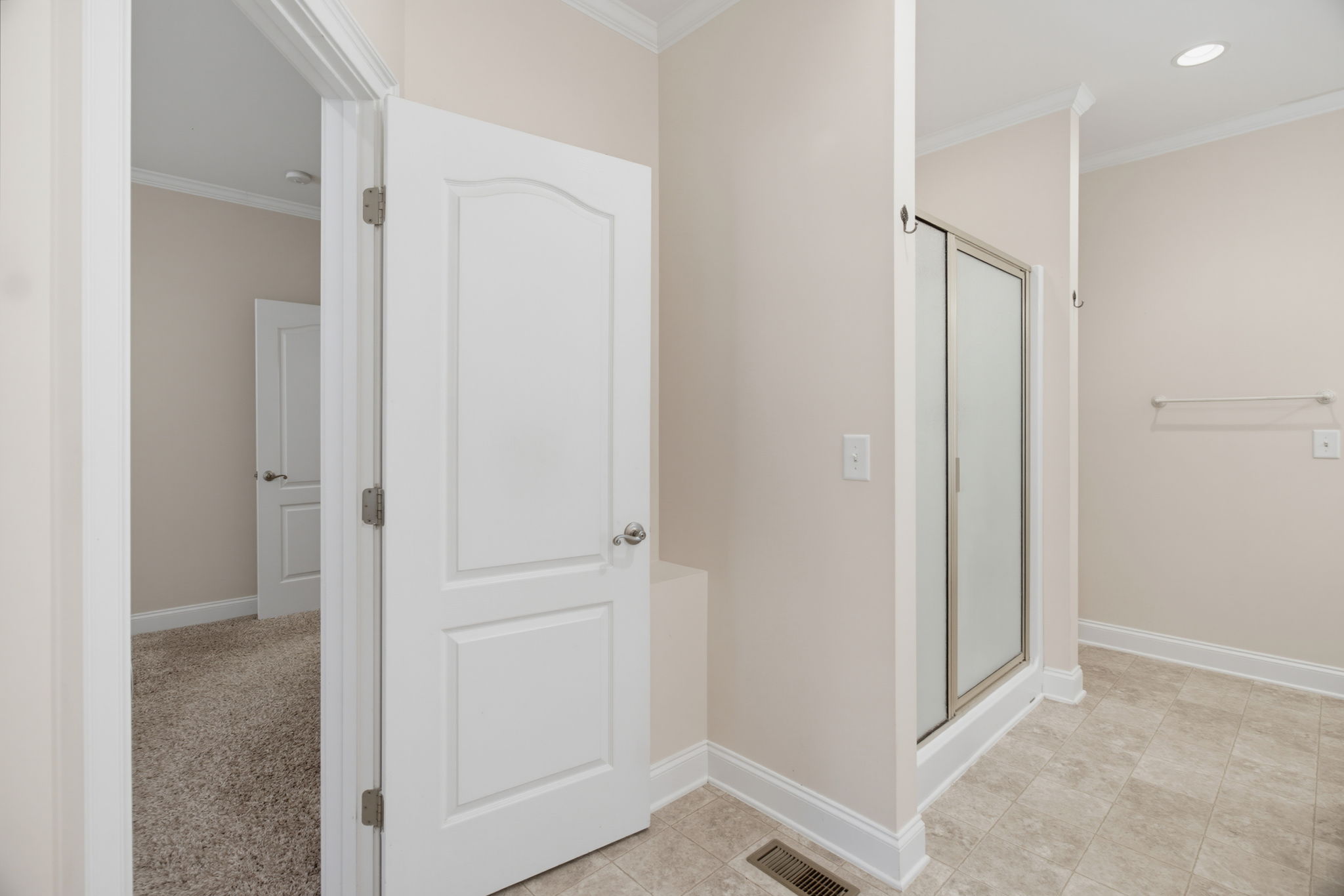 5900 Willow Oak Dr-22