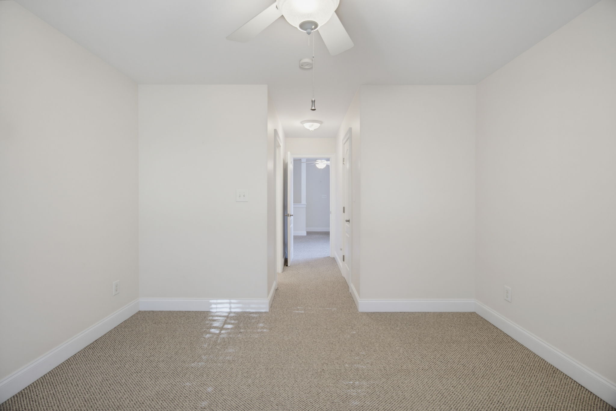 5900 Willow Oak Dr-31