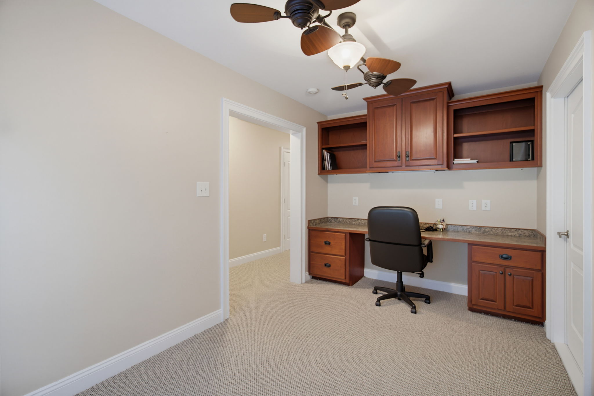 5900 Willow Oak Dr-33