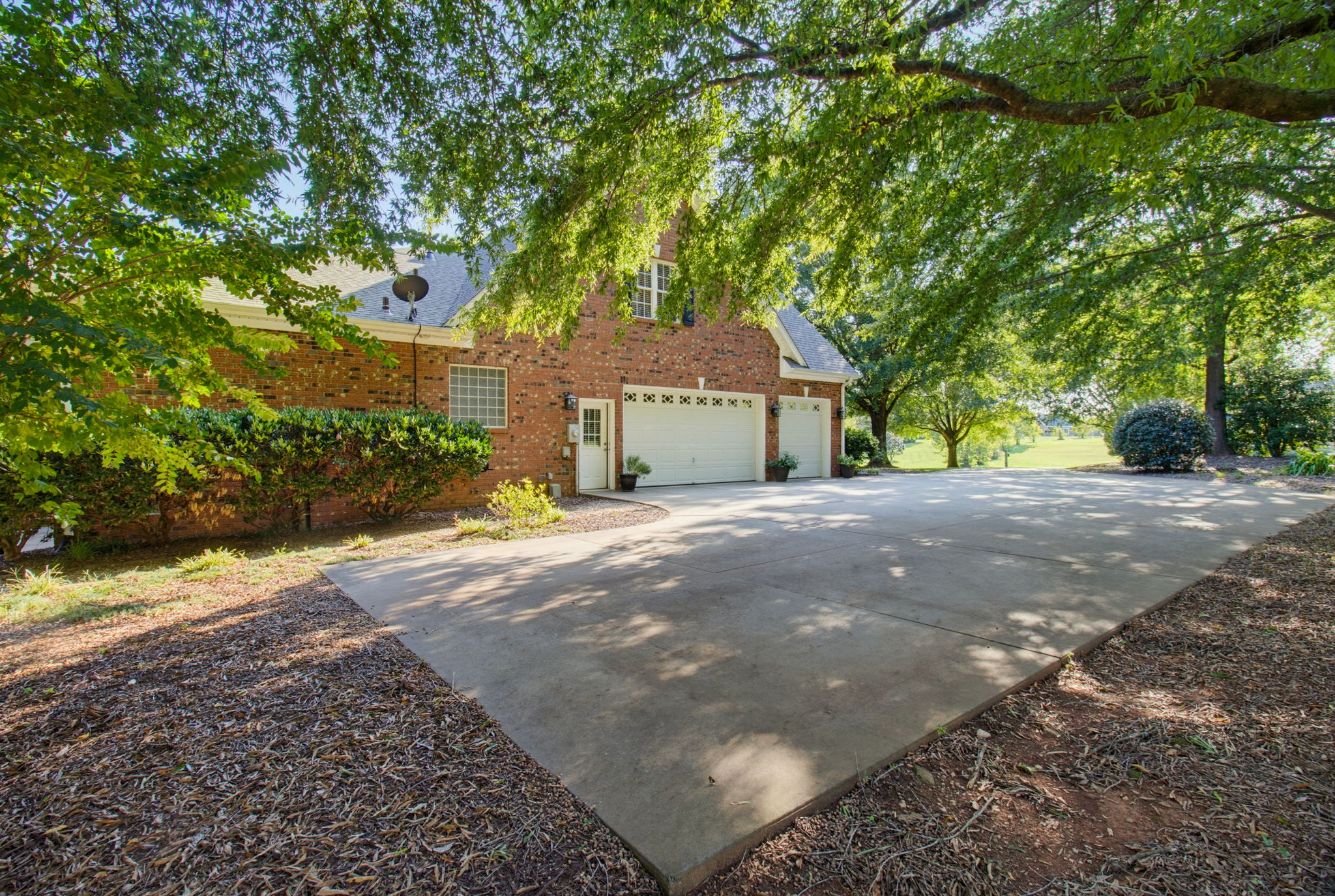 5900 Willow Oak Dr-36