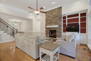 5900 Willow Oak Dr-15
