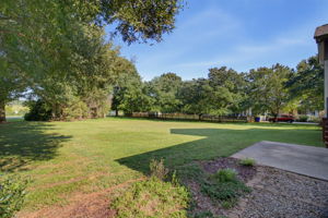 5900 Willow Oak Dr-37