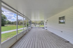 Screened-in Porch