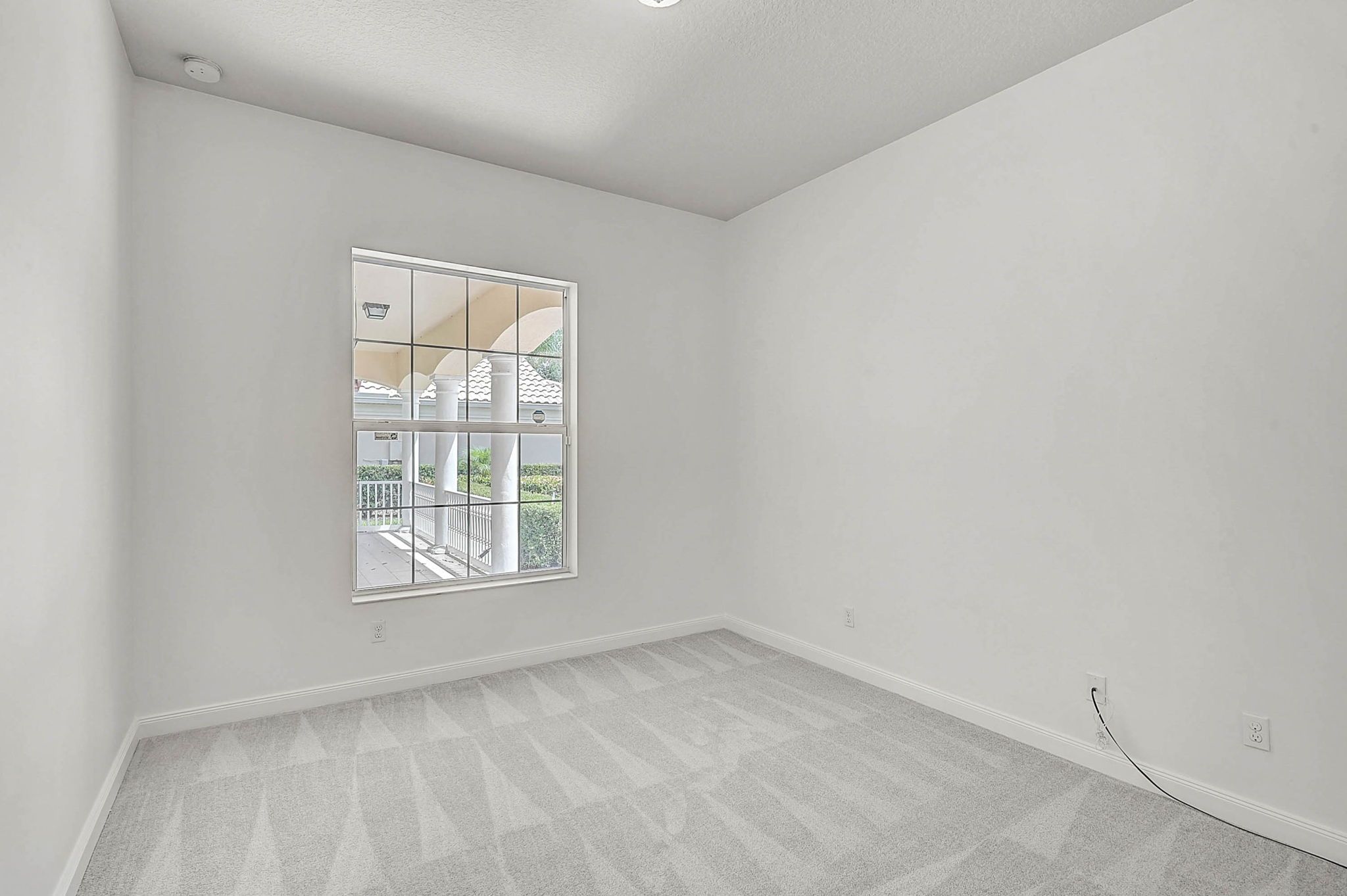 5901 Mariposa Ln-23