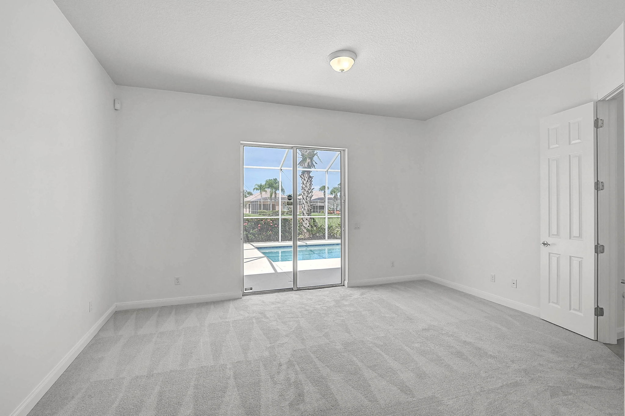 5901 Mariposa Ln-27