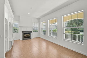 5901 Mariposa Ln-6