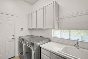 5901 Mariposa Ln-24