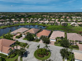 5901 Mariposa Ln-40