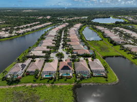 5901 Mariposa Ln-48