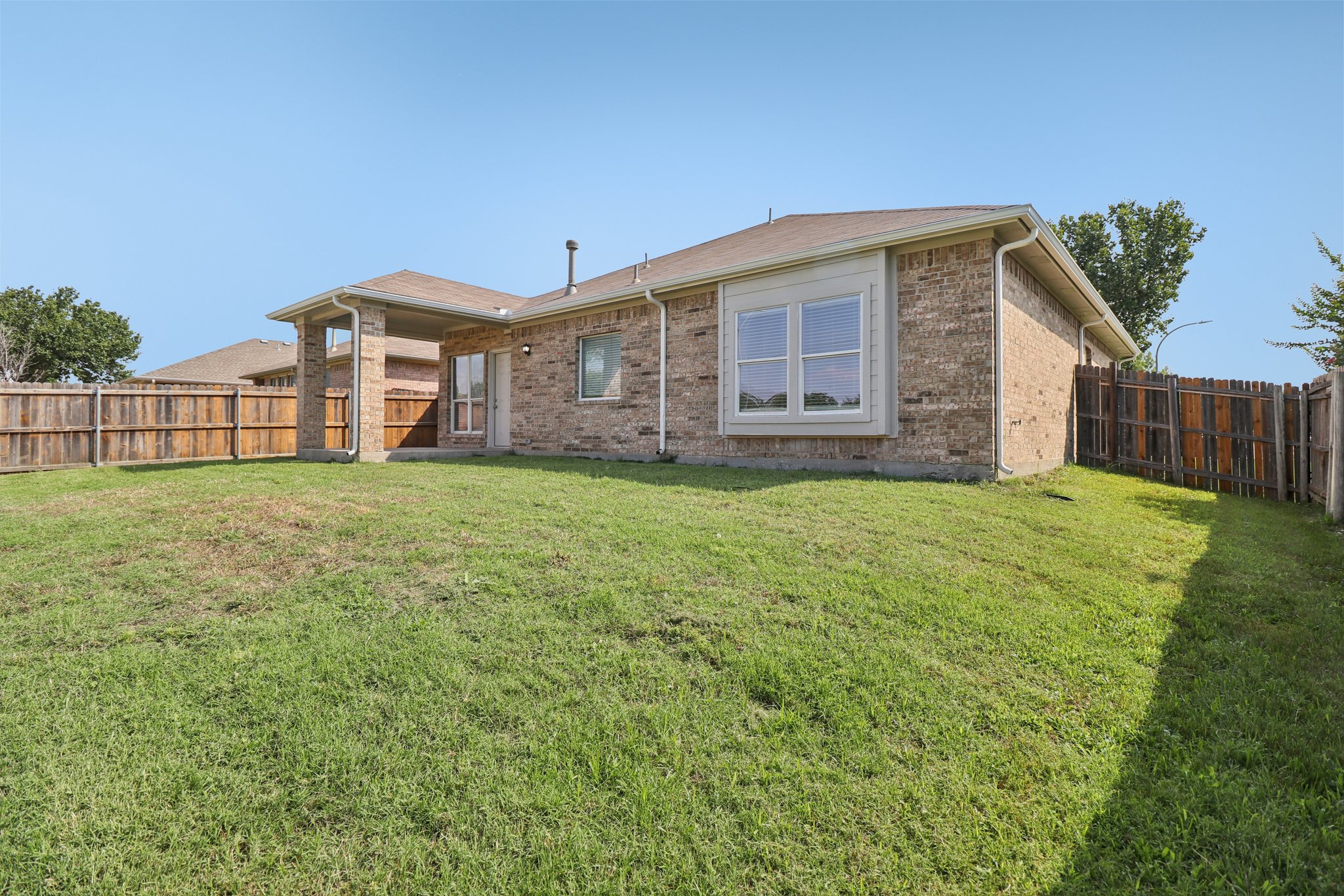 Ozark Dr-1406-035.jpg