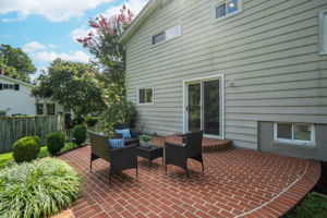  Photo 44