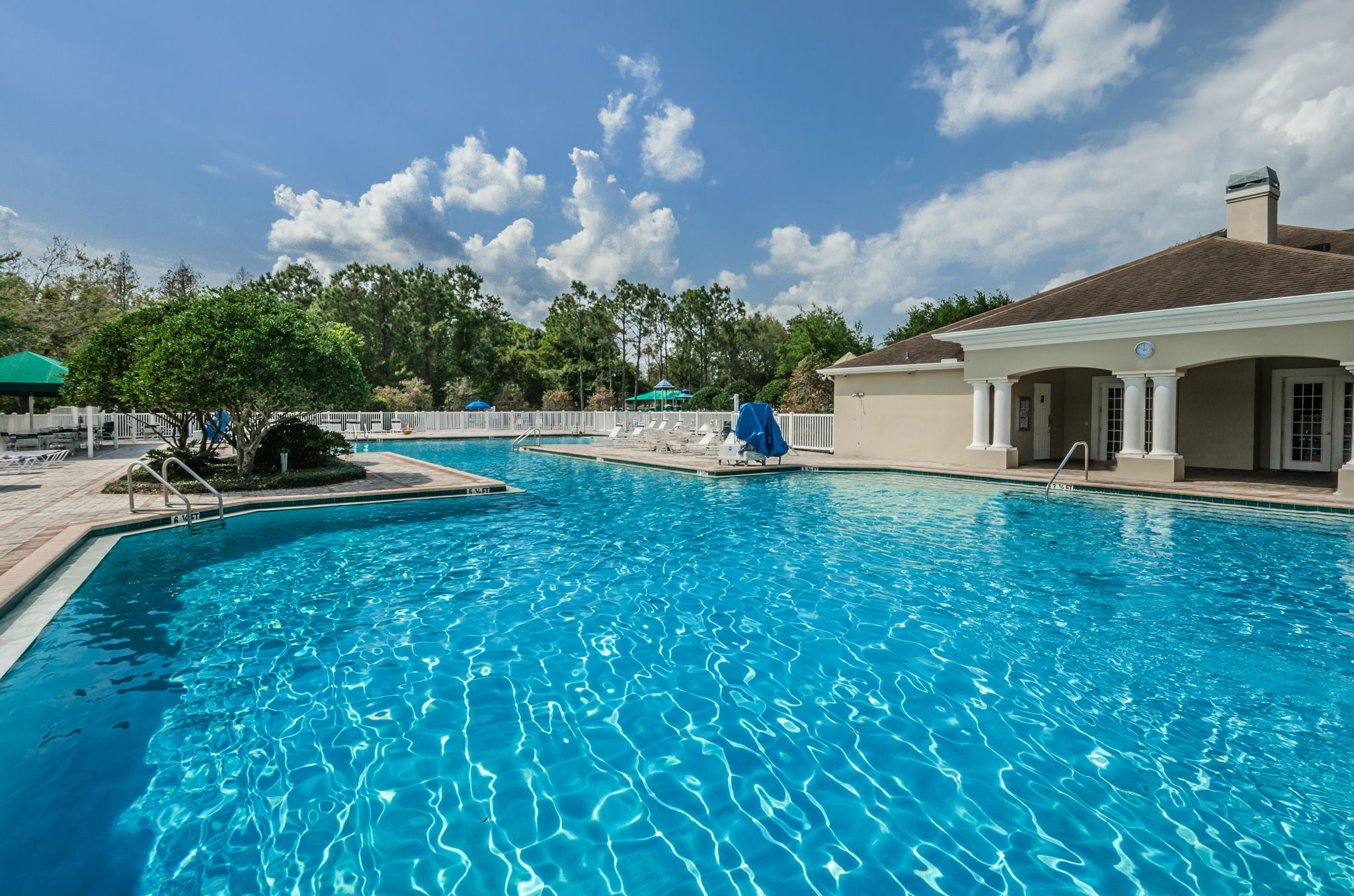 6-Lexington Oaks Pool